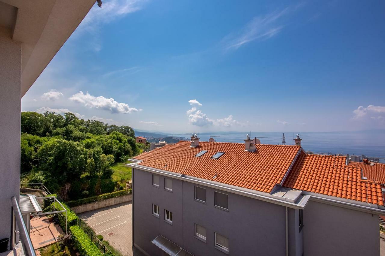 Apartment Bok Rijeka Buitenkant foto