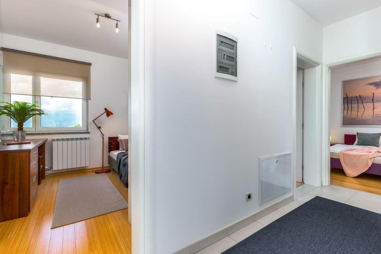 Apartment Bok Rijeka Buitenkant foto